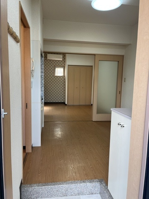 205①